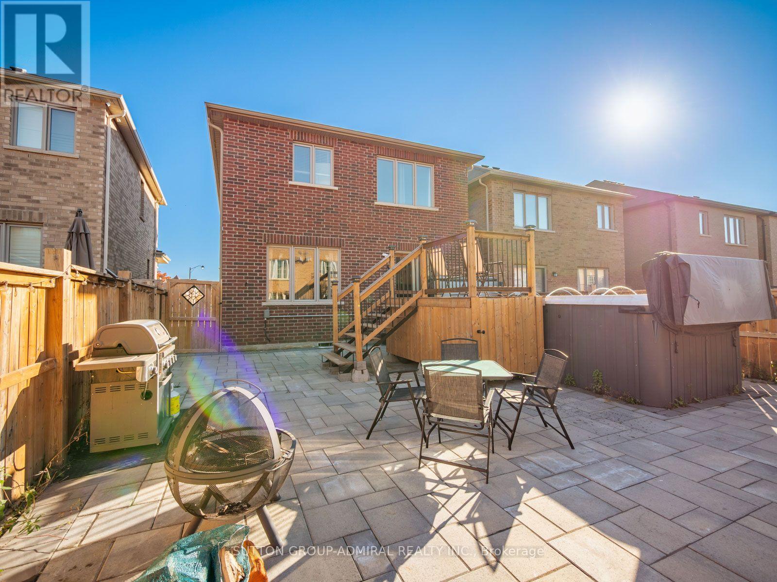 377 Busato Drive, Whitchurch-Stouffville, Ontario  L4A 4V1 - Photo 37 - N14105922