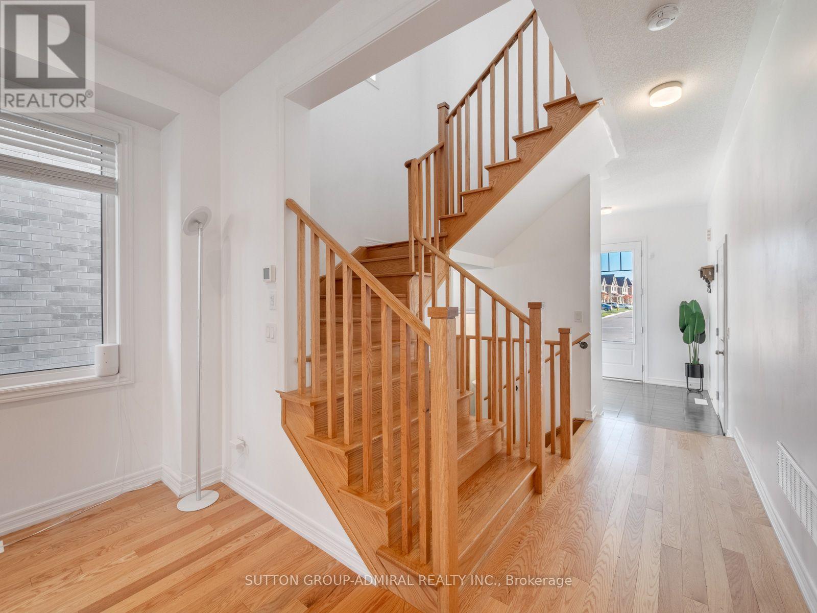 377 Busato Drive, Whitchurch-Stouffville, Ontario  L4A 4V1 - Photo 5 - N14105922