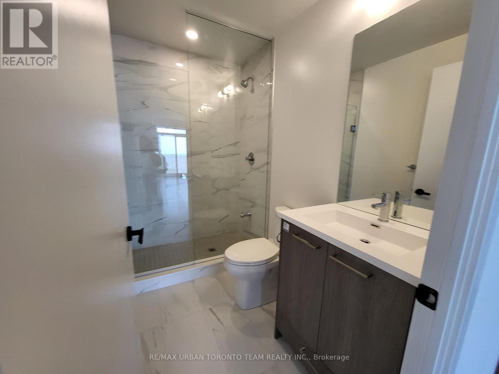 3312 - 28 Interchange Way, Vaughan, Ontario  L4K 0P8 - Photo 7 - N14105936