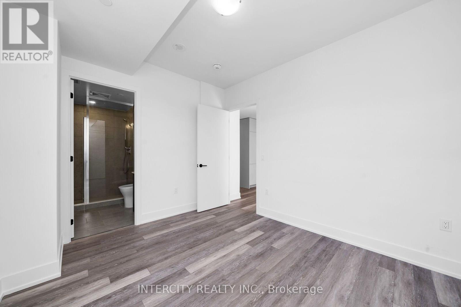 351 - 2075 King Road, King, Ontario  L7B 0R6 - Photo 14 - N14105976
