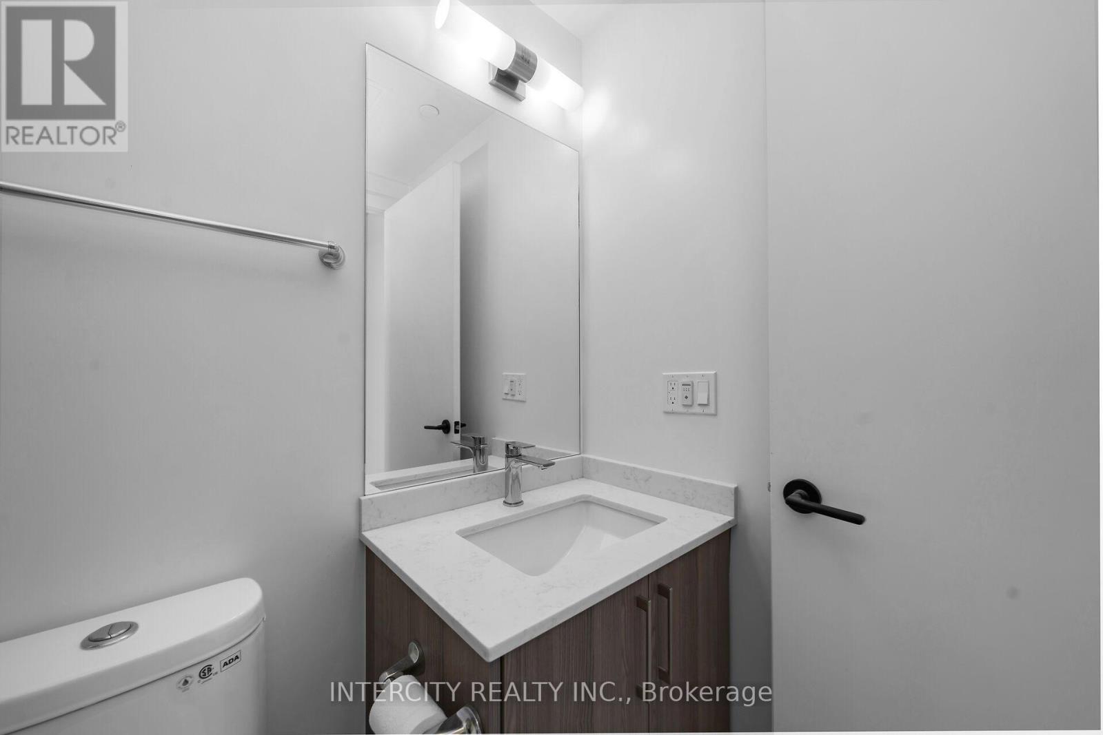 351 - 2075 King Road, King, Ontario  L7B 0R6 - Photo 20 - N14105976