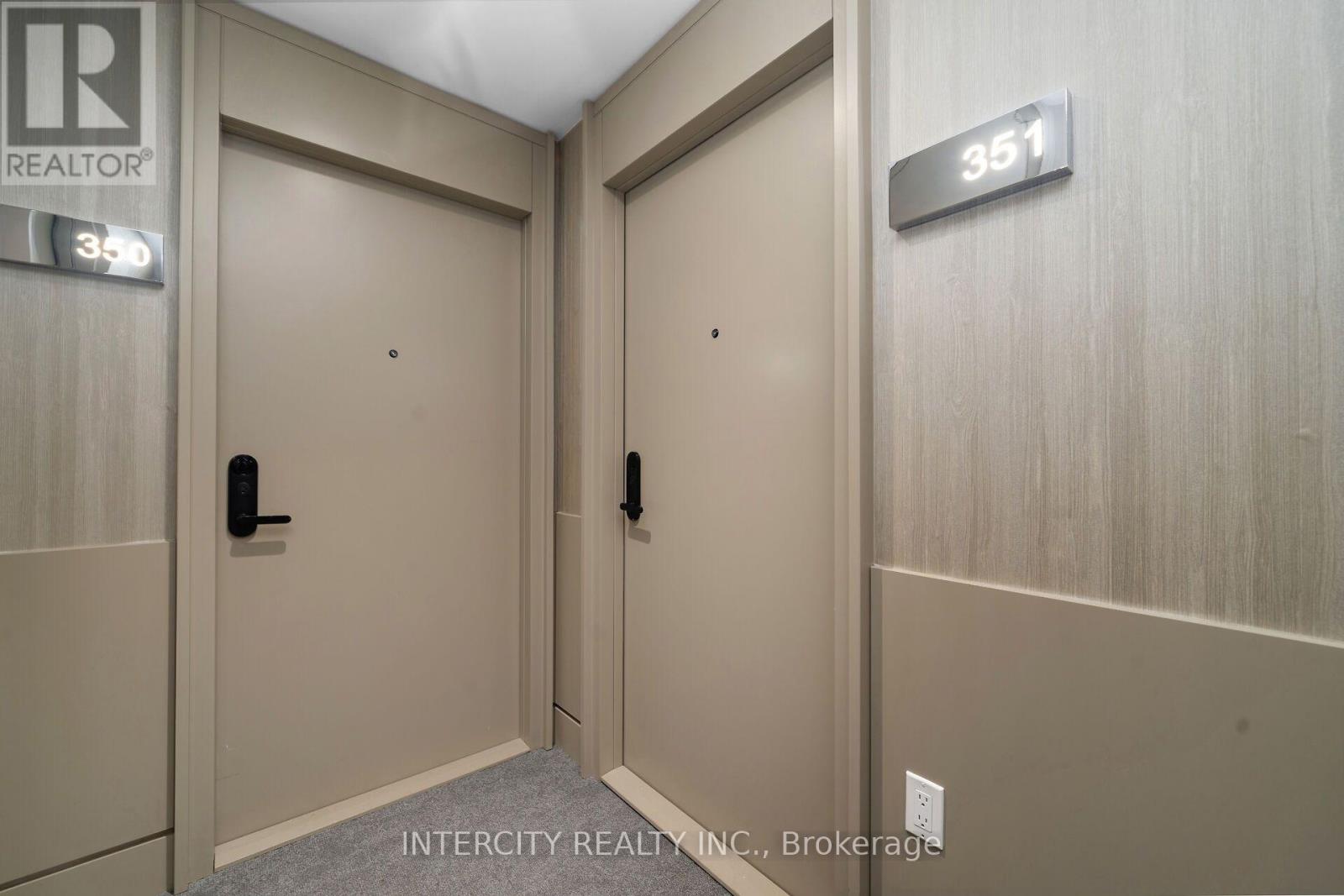 351 - 2075 King Road, King, Ontario  L7B 0R6 - Photo 4 - N14105976