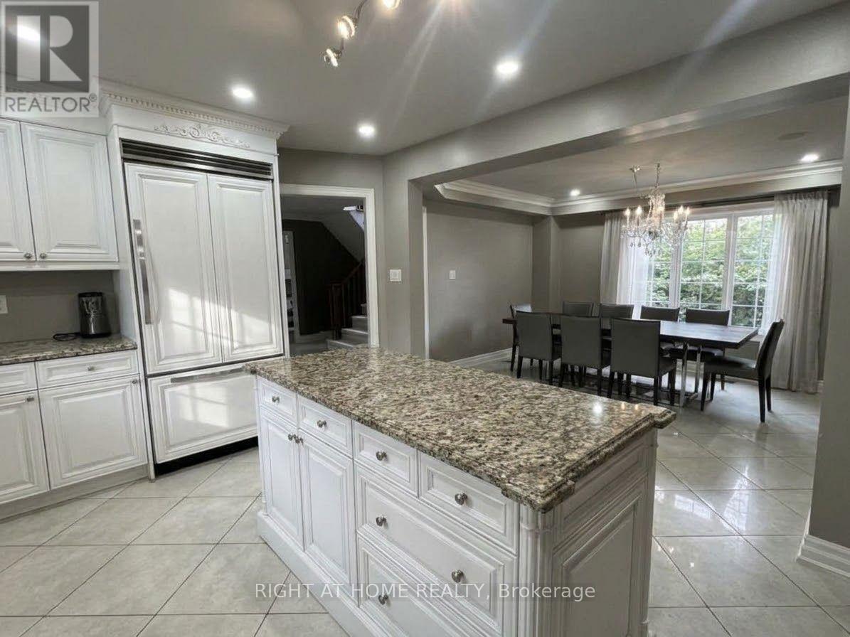 208 Burton Grove, King, Ontario  L7B 1C7 - Photo 10 - N14106054