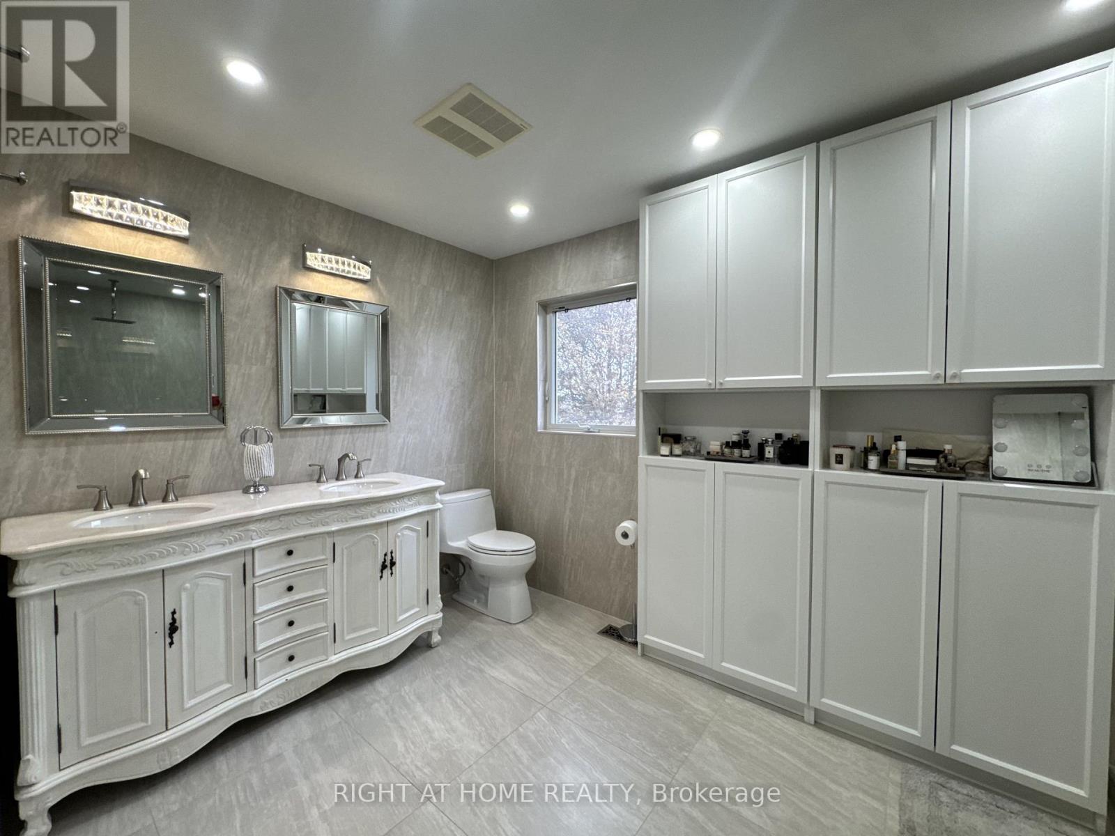 208 Burton Grove, King, Ontario  L7B 1C7 - Photo 14 - N14106054