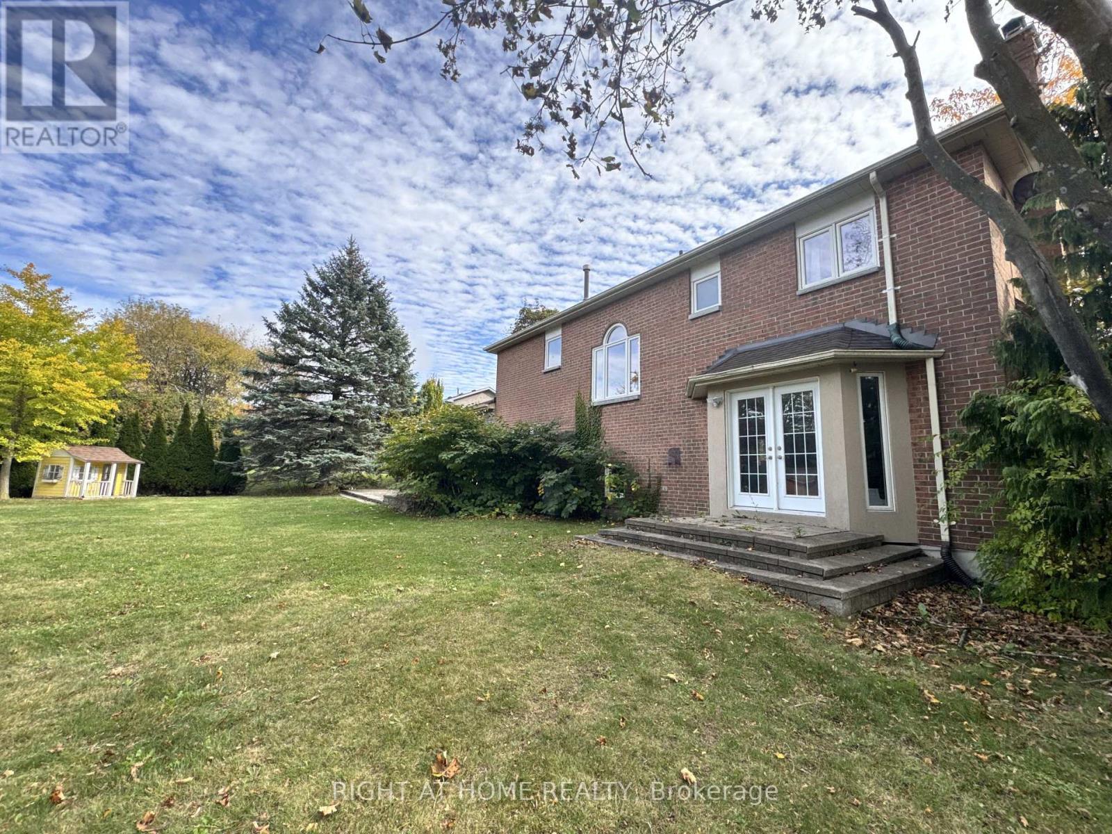 208 Burton Grove, King, Ontario  L7B 1C7 - Photo 26 - N14106054