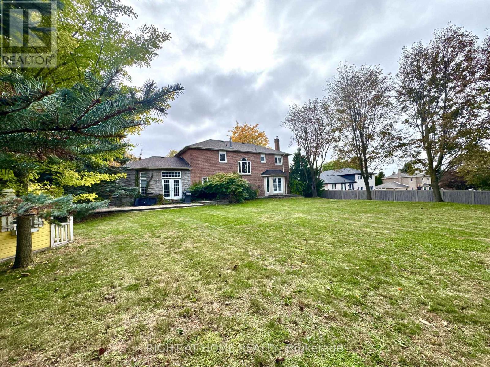 208 Burton Grove, King, Ontario  L7B 1C7 - Photo 28 - N14106054