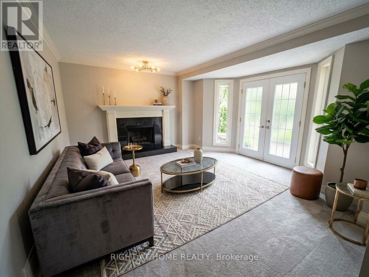 208 Burton Grove, King, Ontario  L7B 1C7 - Photo 6 - N14106054