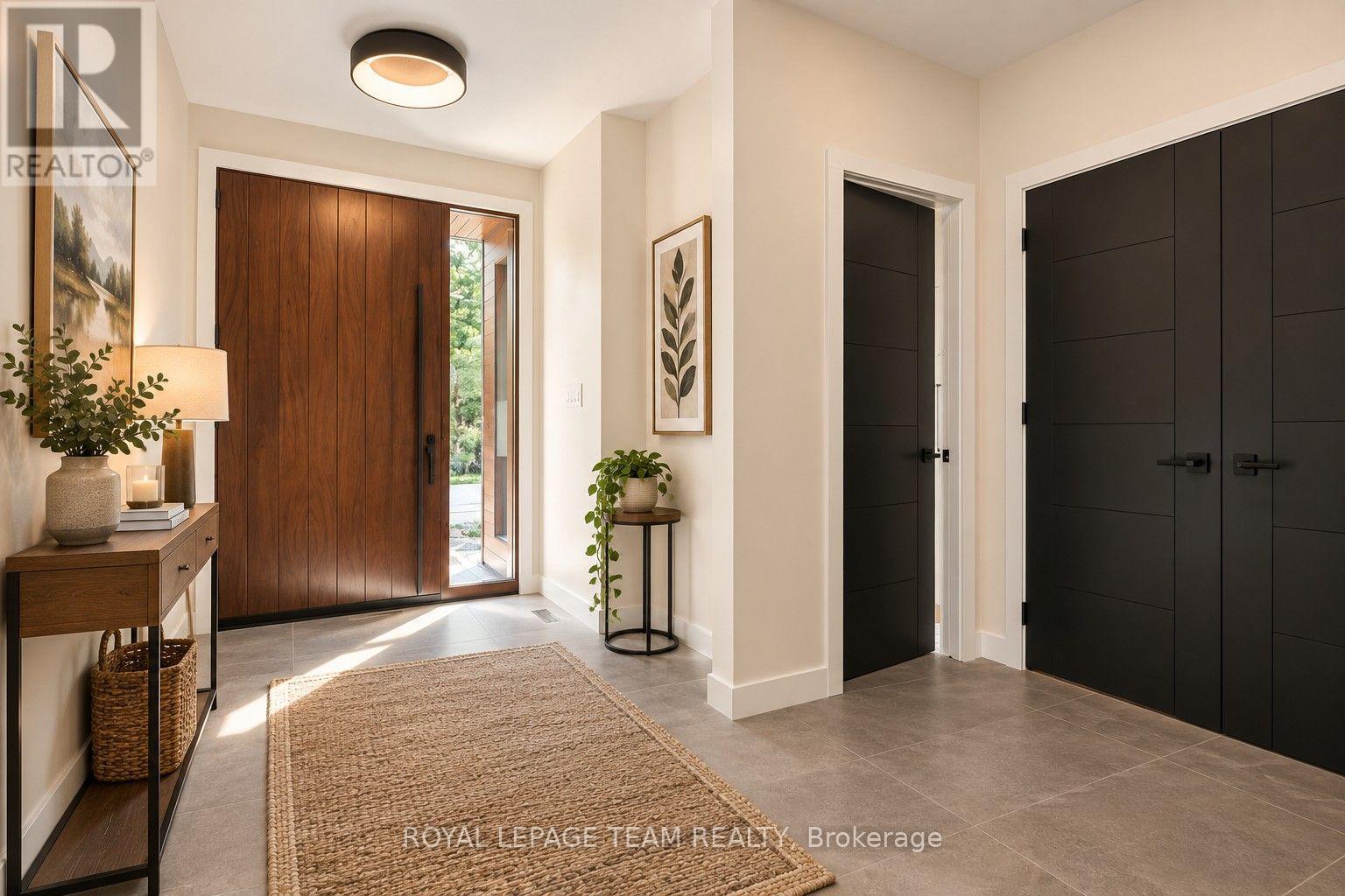 33 Starwood Road, Ottawa, Ontario  K2G 1Y9 - Photo 2 - X14105886