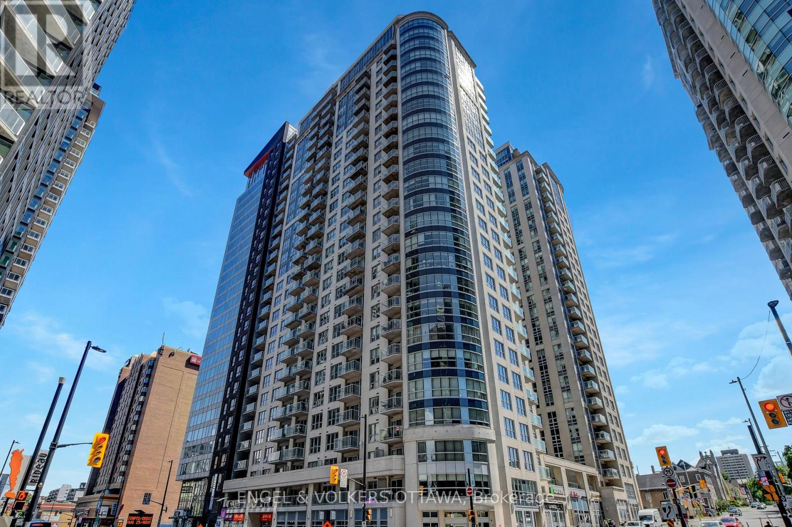1305 - 242 Rideau Street, Ottawa, Ontario  K1N 0B7 - Photo 1 - X14105988
