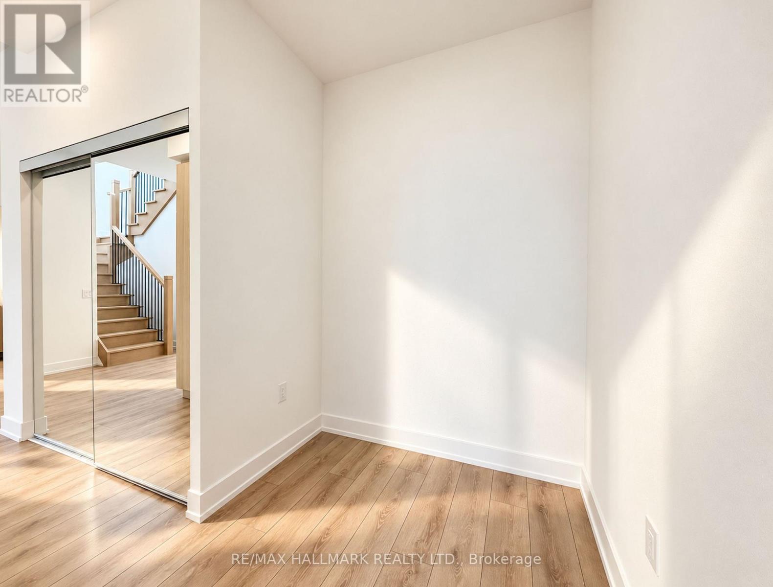 Ph06 - 500 Dupont Street, Toronto, Ontario M6G 0B8 - Photo 15 - C14105872