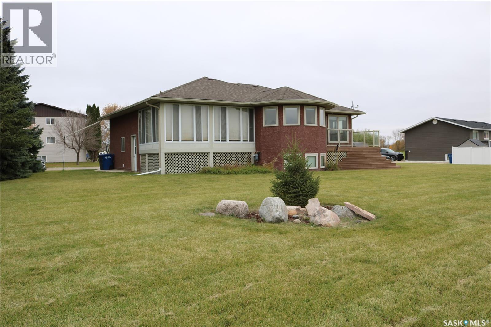 1111 Robin Avenue, Rocanville, Saskatchewan  S0A 3L0 - Photo 42 - SK051700