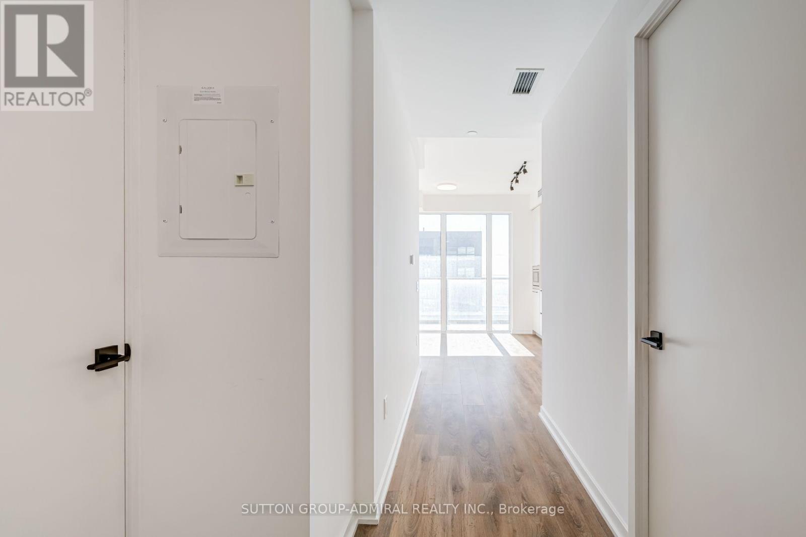 2610 - 1285 Dupont Street, Toronto, Ontario  M6H 0E3 - Photo 6 - W14105714