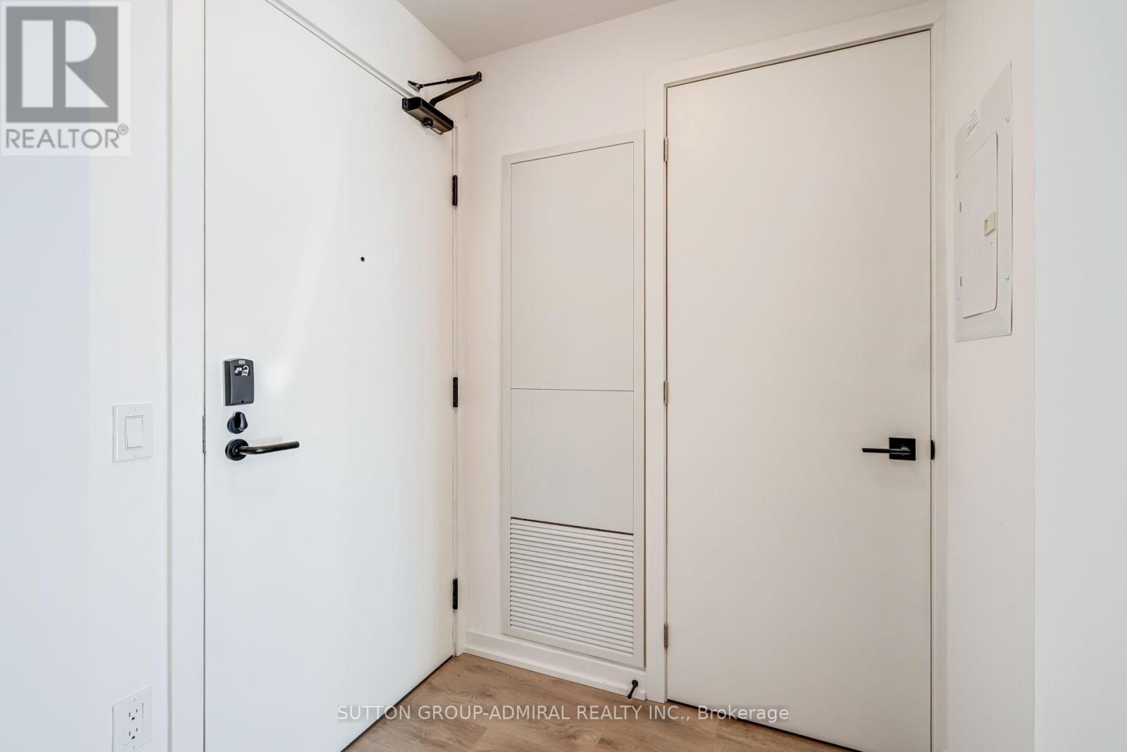 2610 - 1285 Dupont Street, Toronto, Ontario  M6H 0E3 - Photo 7 - W14105714