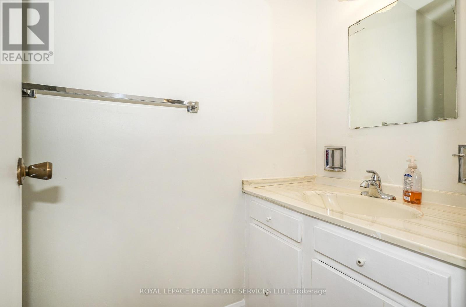 51 - 707 Burnhamthorpe Road, Toronto (Markland Wood), Ontario  M9C 2Z6 - Photo 16 - W14105752