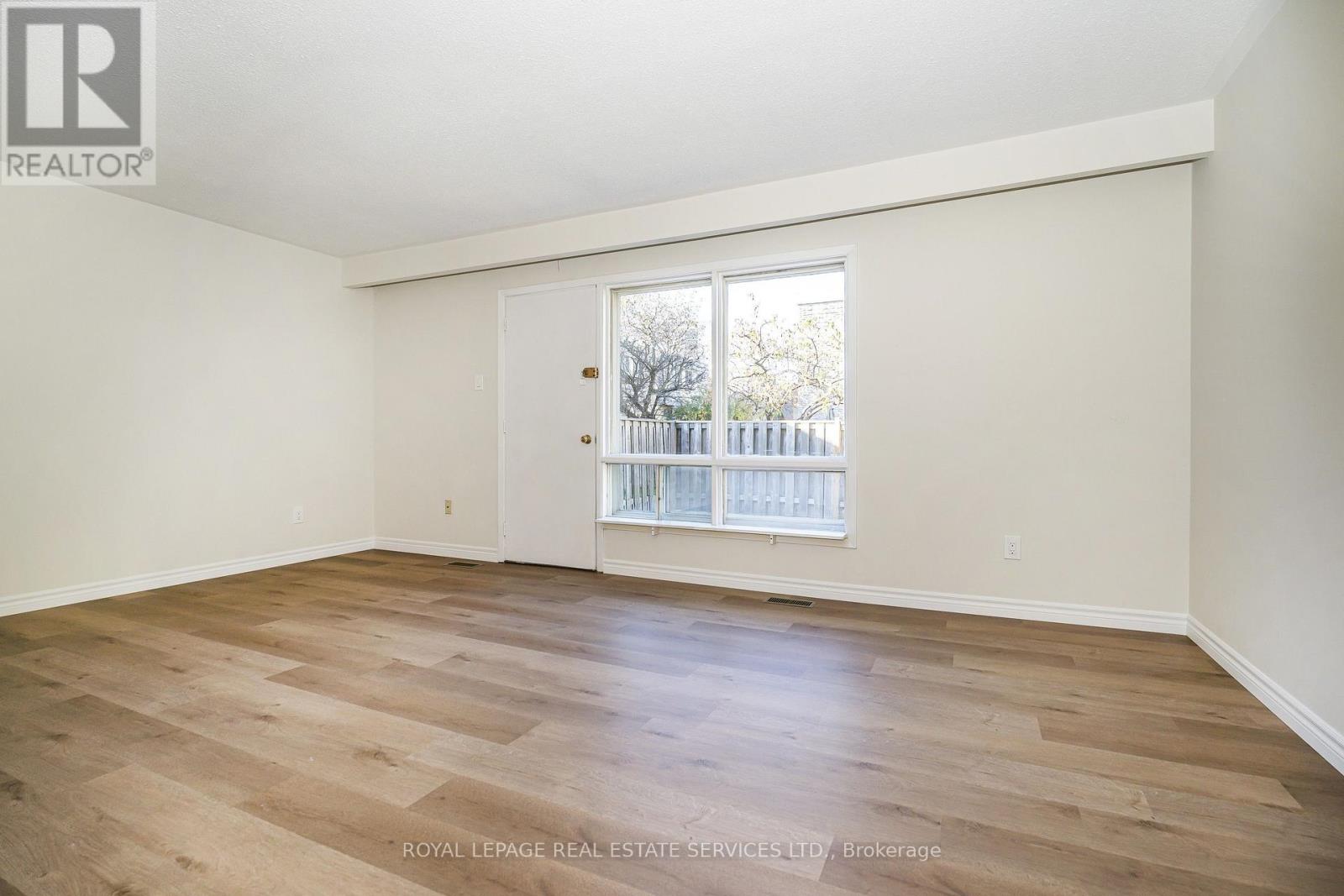 51 - 707 Burnhamthorpe Road, Toronto (Markland Wood), Ontario  M9C 2Z6 - Photo 7 - W14105752