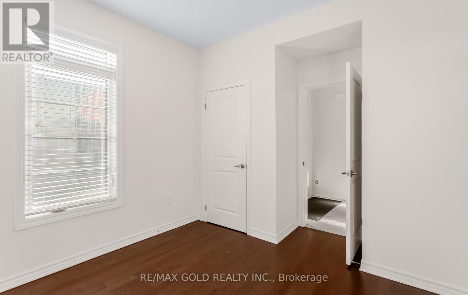1260 Restivo Lane, Milton, Ontario  L9E 1J9 - Photo 11 - W14105834