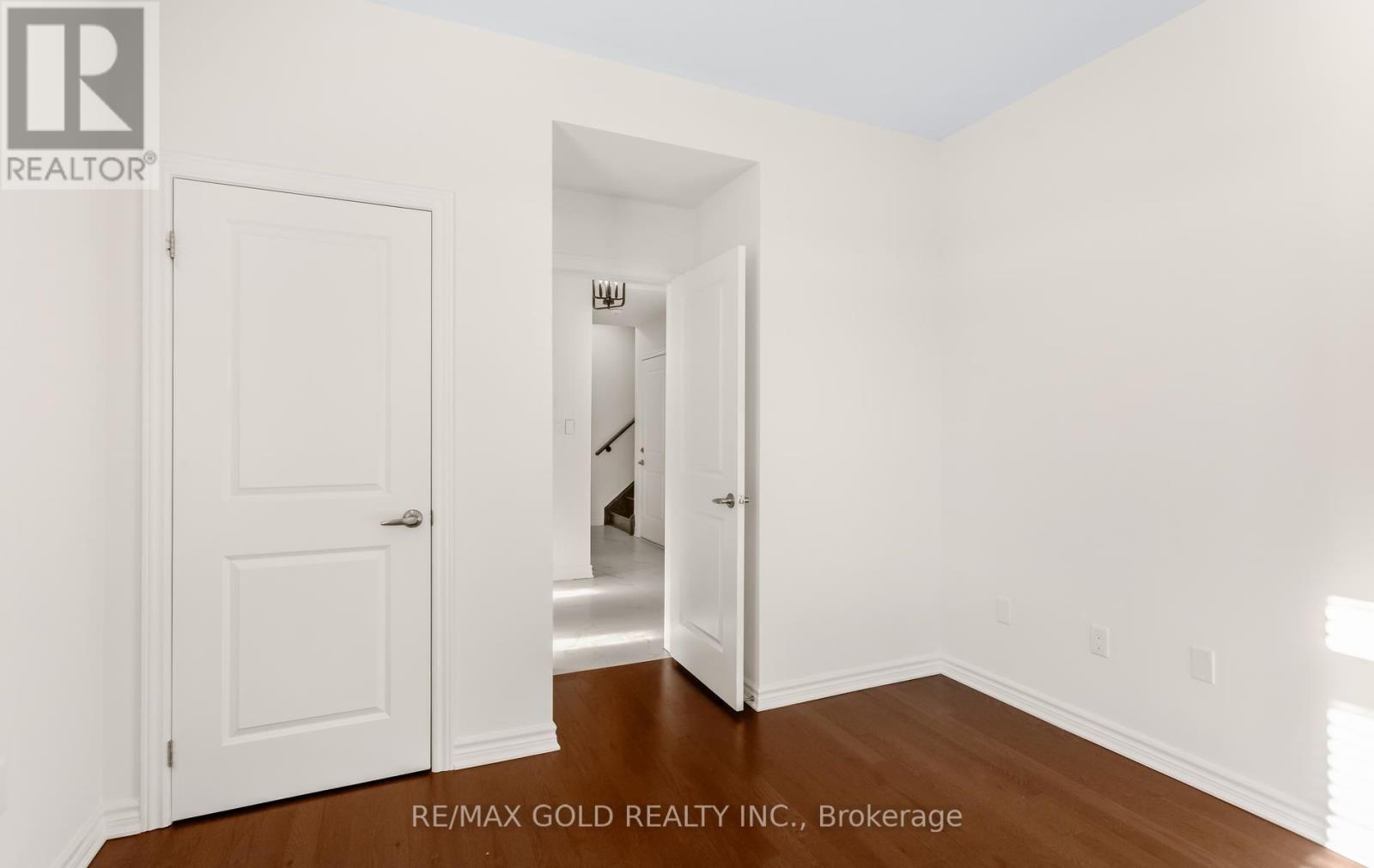 1260 Restivo Lane, Milton, Ontario  L9E 1J9 - Photo 12 - W14105834