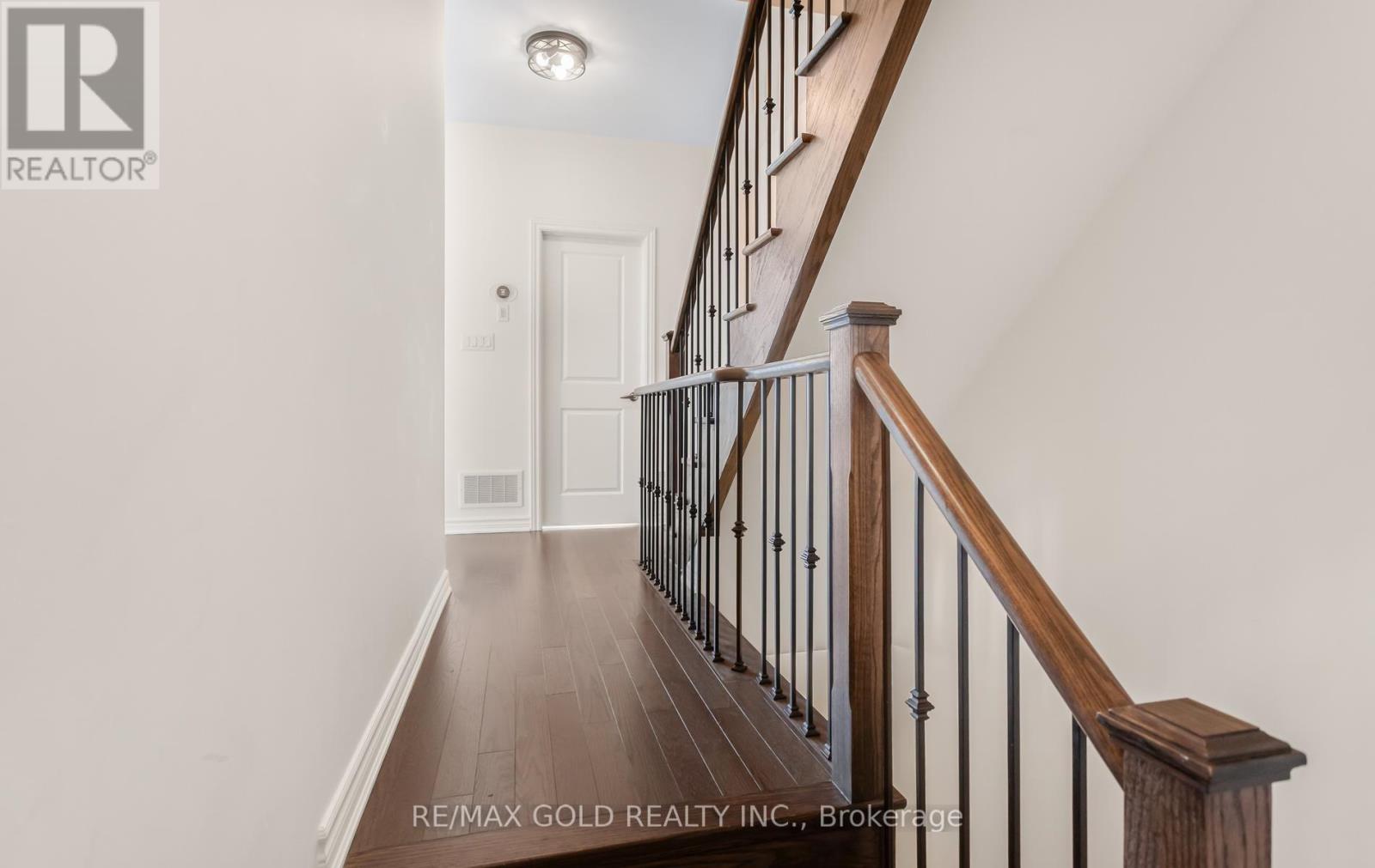 1260 Restivo Lane, Milton, Ontario  L9E 1J9 - Photo 16 - W14105834