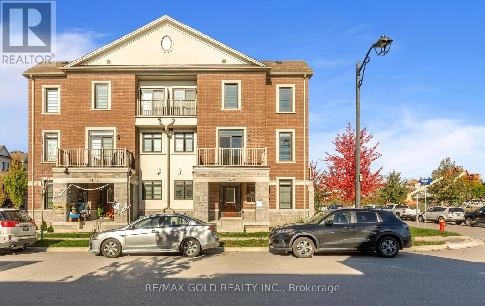 1260 Restivo Lane, Milton, Ontario  L9E 1J9 - Photo 2 - W14105834