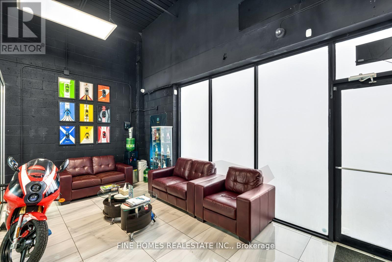 8 - 73 Alness Street, Toronto (York University Heights), Ontario  M3J 2H2 - Photo 2 - W14105856