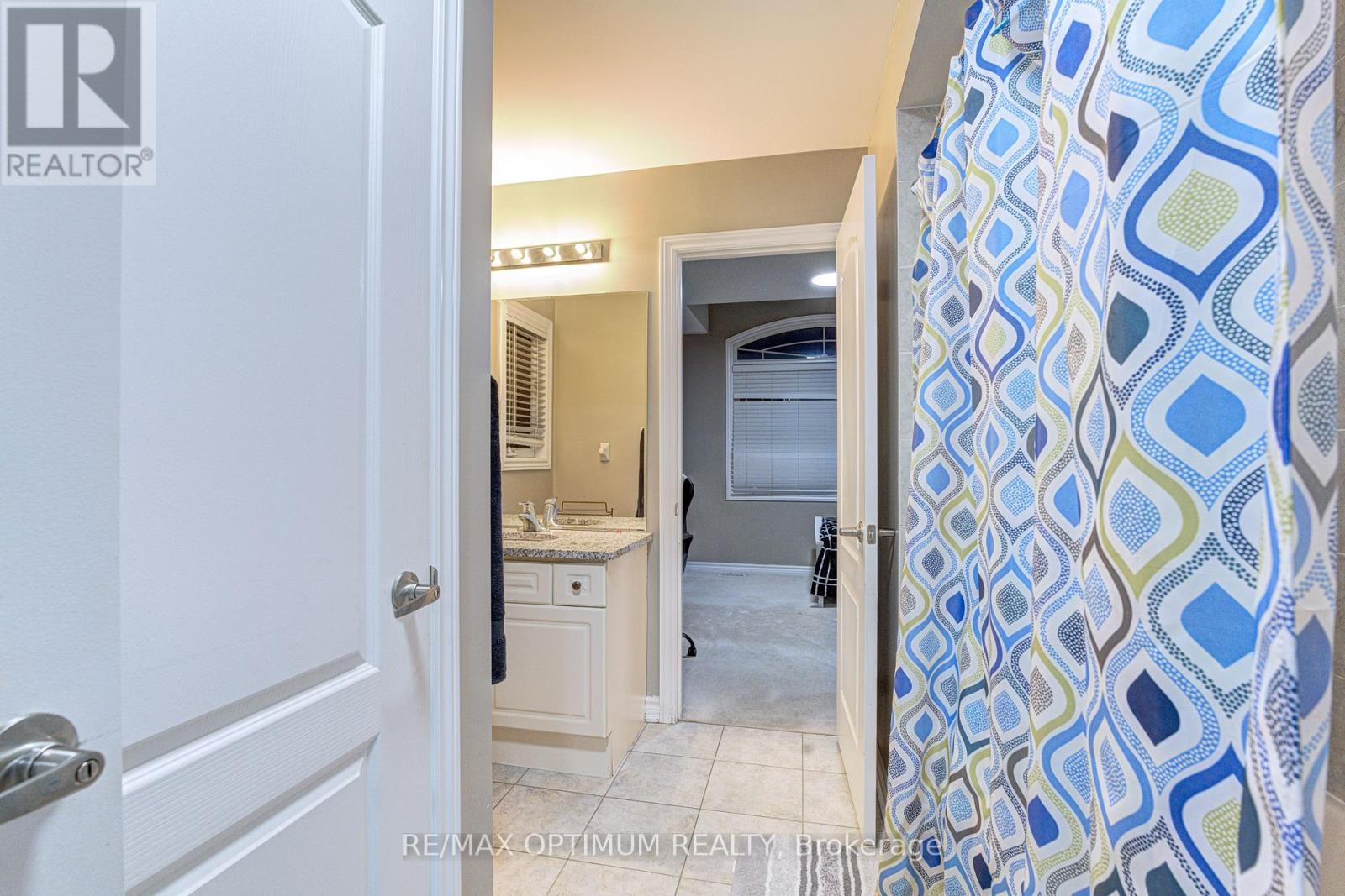 17 Elmcrest Drive, Brampton (Credit Valley), Ontario  L6Y 5T7 - Photo 34 - W14105878