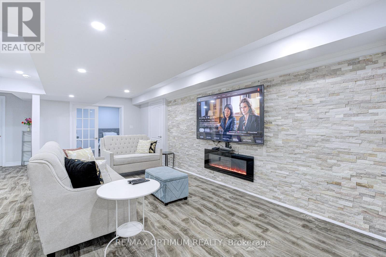 17 Elmcrest Drive, Brampton (Credit Valley), Ontario  L6Y 5T7 - Photo 44 - W14105878