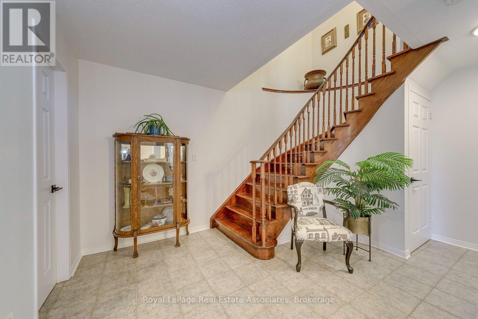 3781 Windhaven Drive, Mississauga, Ontario  L5N 7V6 - Photo 24 - W14105884