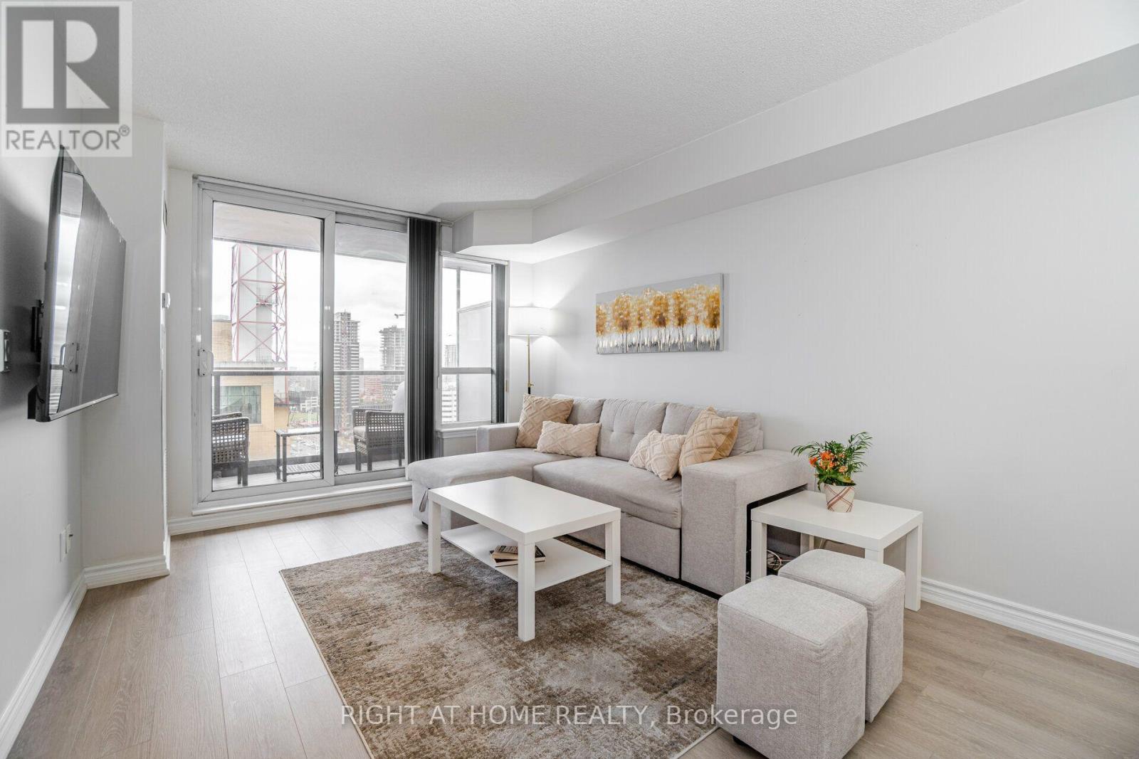 2109 - 4090 Living Arts Drive, Mississauga (City Centre), Ontario  L5B 4M8 - Photo 6 - W14105972