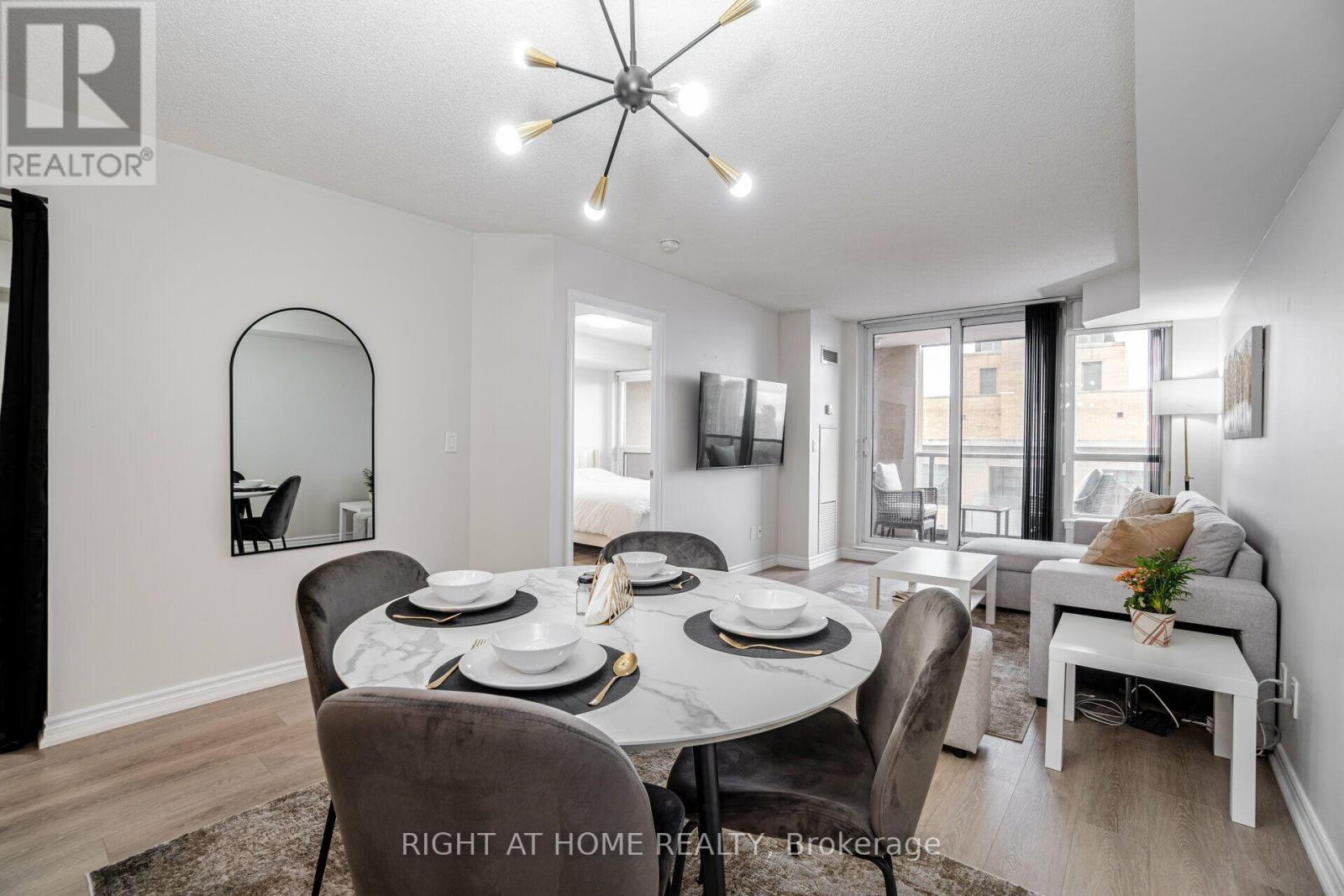 2109 - 4090 Living Arts Drive, Mississauga (City Centre), Ontario  L5B 4M8 - Photo 7 - W14105972