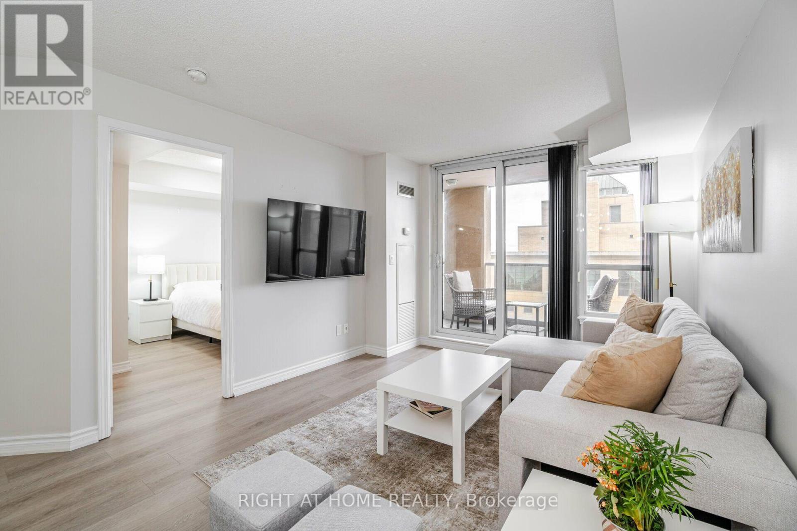2109 - 4090 Living Arts Drive, Mississauga (City Centre), Ontario  L5B 4M8 - Photo 9 - W14105972