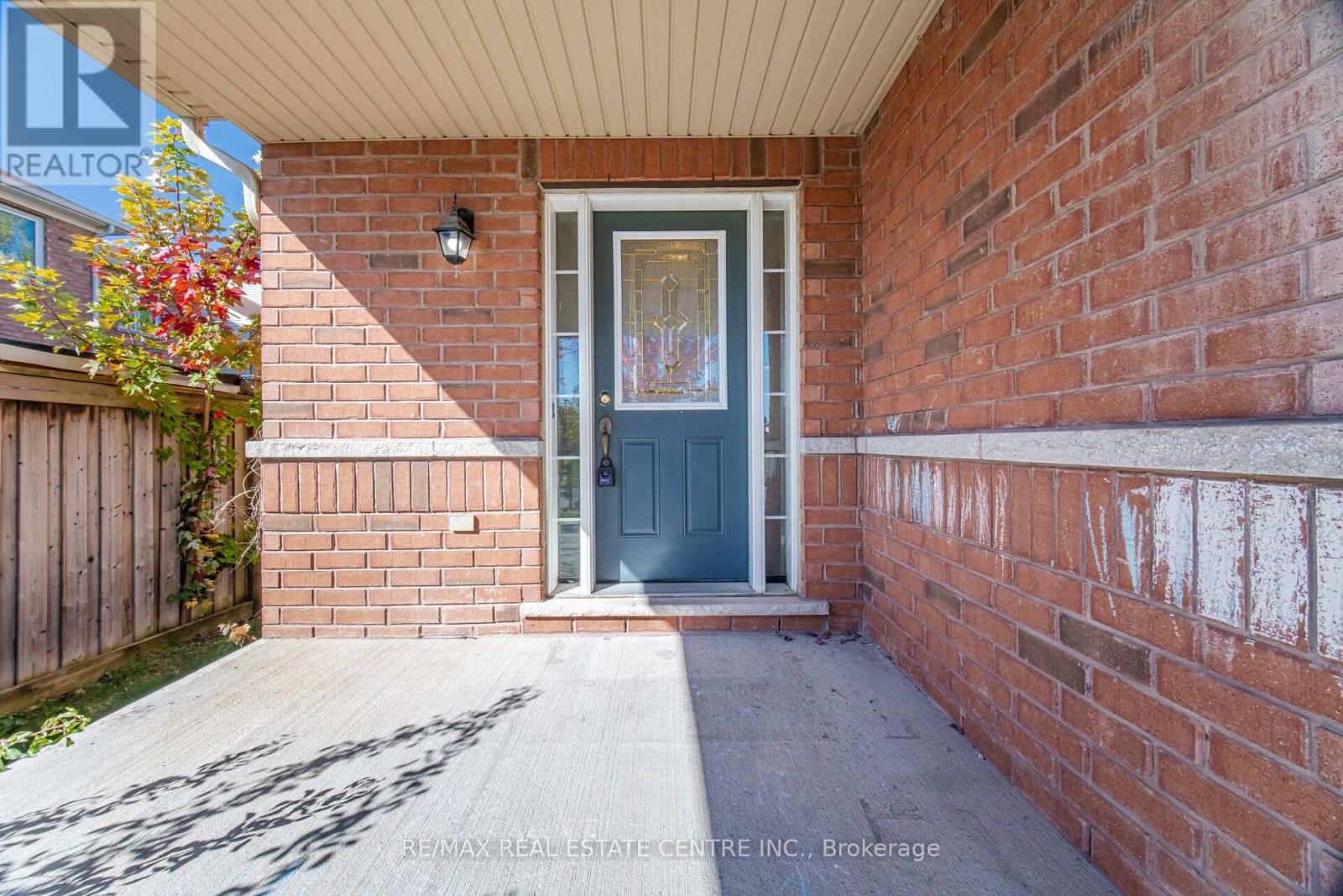 1323 Menefy Place, Milton, Ontario  L9T 7E2 - Photo 6 - W14106008
