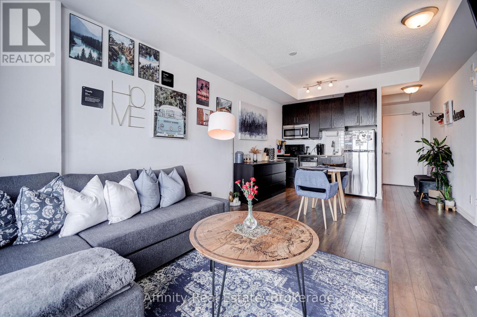 712 - 15 James Finlay Way, Toronto (Downsview-Roding-Cfb), Ontario  M3M 0B3 - Photo 8 - W14106016