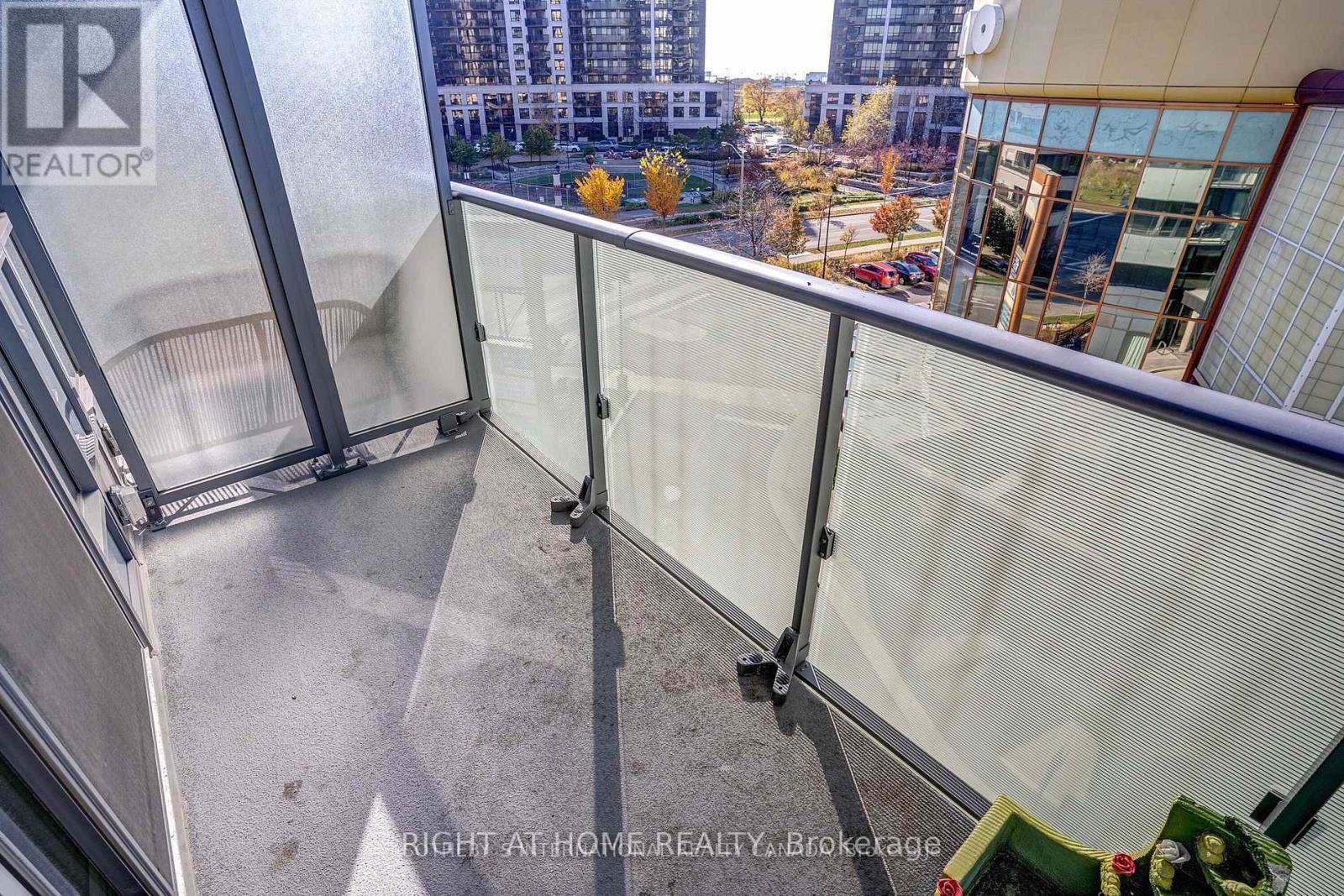 514 - 10 De Boers Drive, Toronto (York University Heights), Ontario  M3J 0L6 - Photo 10 - W14106034