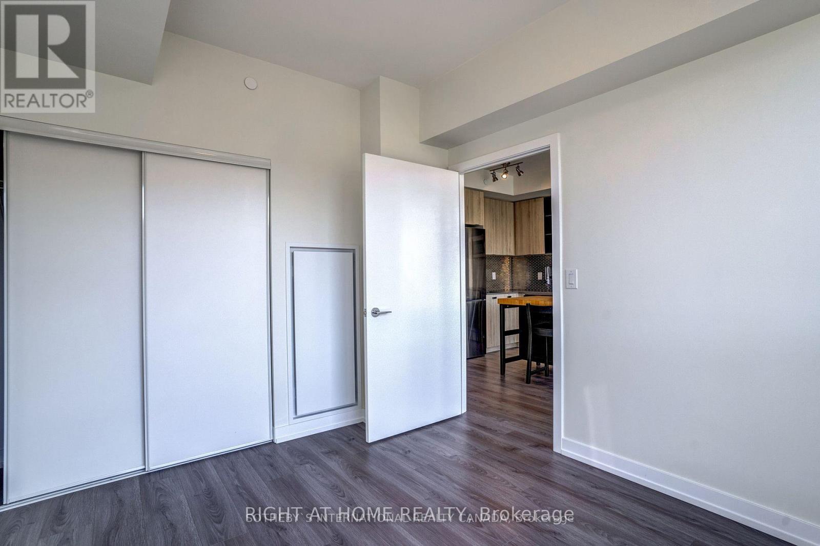 514 - 10 De Boers Drive, Toronto (York University Heights), Ontario  M3J 0L6 - Photo 8 - W14106034