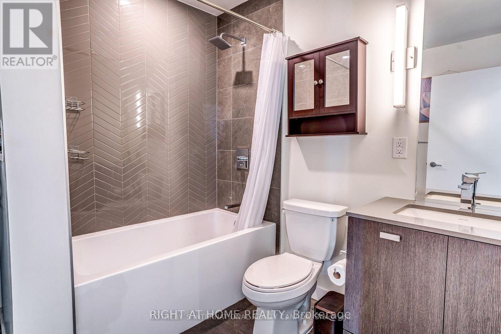 514 - 10 De Boers Drive, Toronto (York University Heights), Ontario  M3J 0L6 - Photo 9 - W14106034