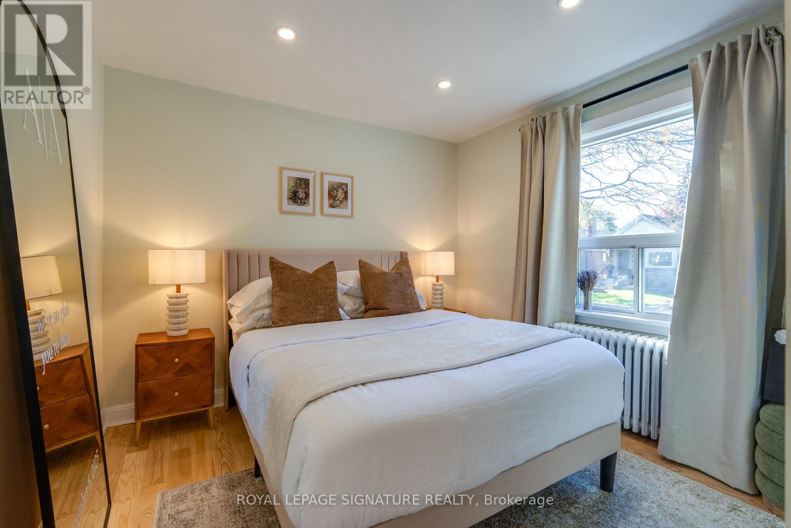 31 Davies Crescent, Toronto, Ontario  M4J 2X7 - Photo 10 - E14099680