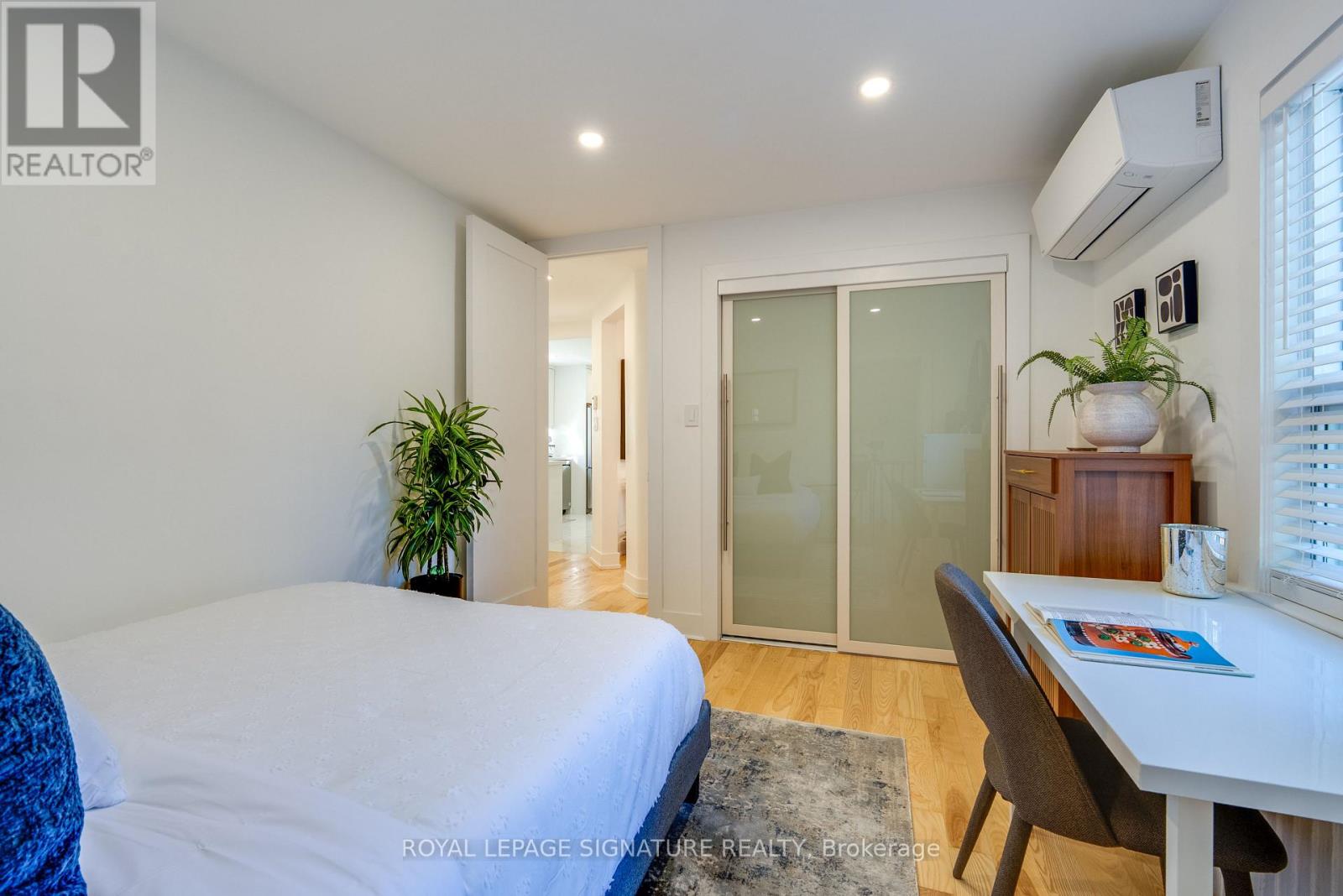 31 Davies Crescent, Toronto, Ontario  M4J 2X7 - Photo 14 - E14099680