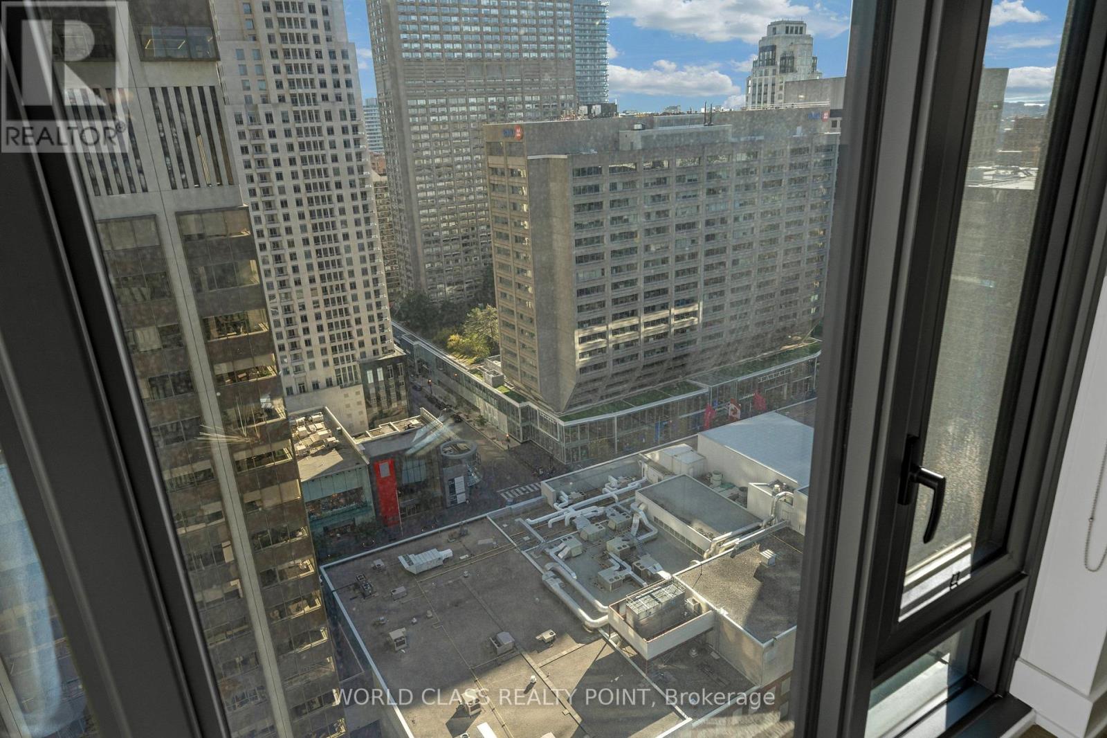 2404 - 8 Cumberland Street, Toronto, Ontario  M4W 0B6 - Photo 24 - C14105286