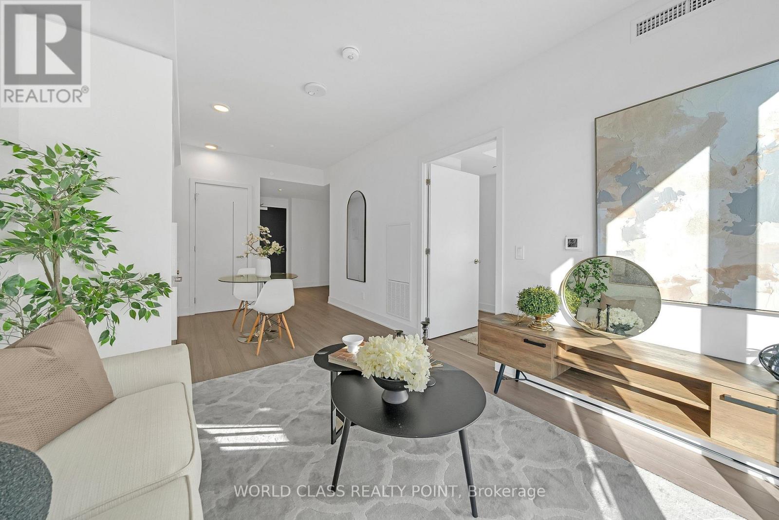 2404 - 8 Cumberland Street, Toronto, Ontario  M4W 0B6 - Photo 15 - C14105286