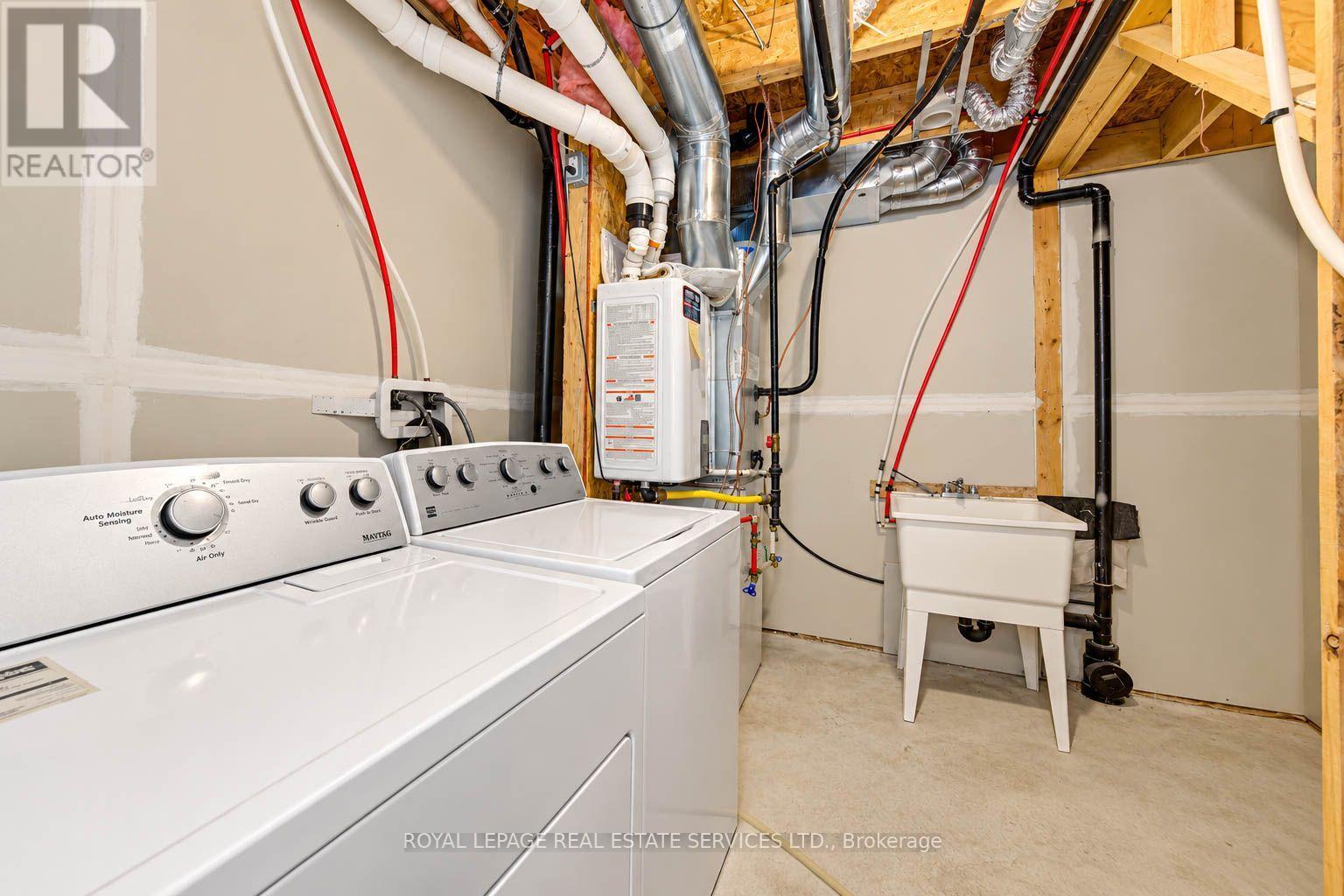 16 Stratus Street, Kitchener, Ontario N2R 0K5 - Photo 5 - X14105850
