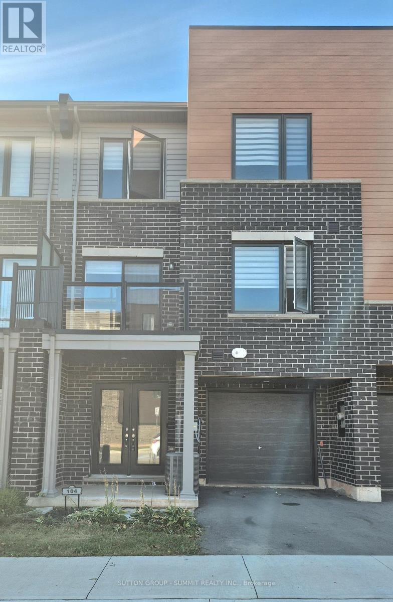 104 DRYDEN LANE, Hamilton, Ontario