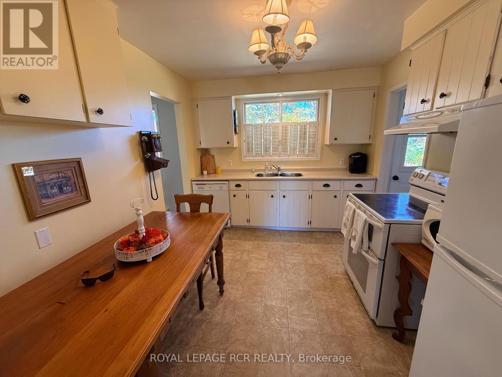 466 Sandhill Court, Shelburne, Ontario L9V 3A1 - Photo 7 - X14106066