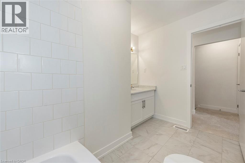 60 Woodman Drive N, Hamilton, Ontario  L8H 2M5 - Photo 26 - 40871995