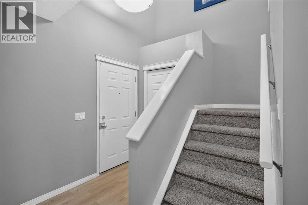 20 Chapman Court SE, Calgary, Alberta  T2X 3S6 - Photo 10 - A2352750