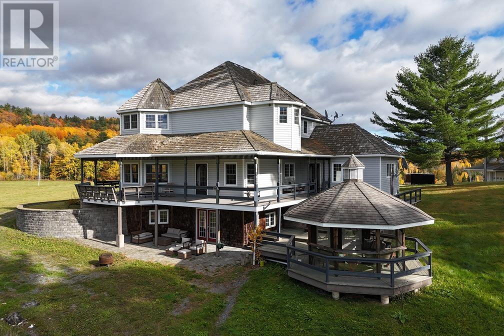 215 Old Mill Beach Rd, Bruce Mines, Ontario  P0R 1C0 - Photo 10 - SM262928