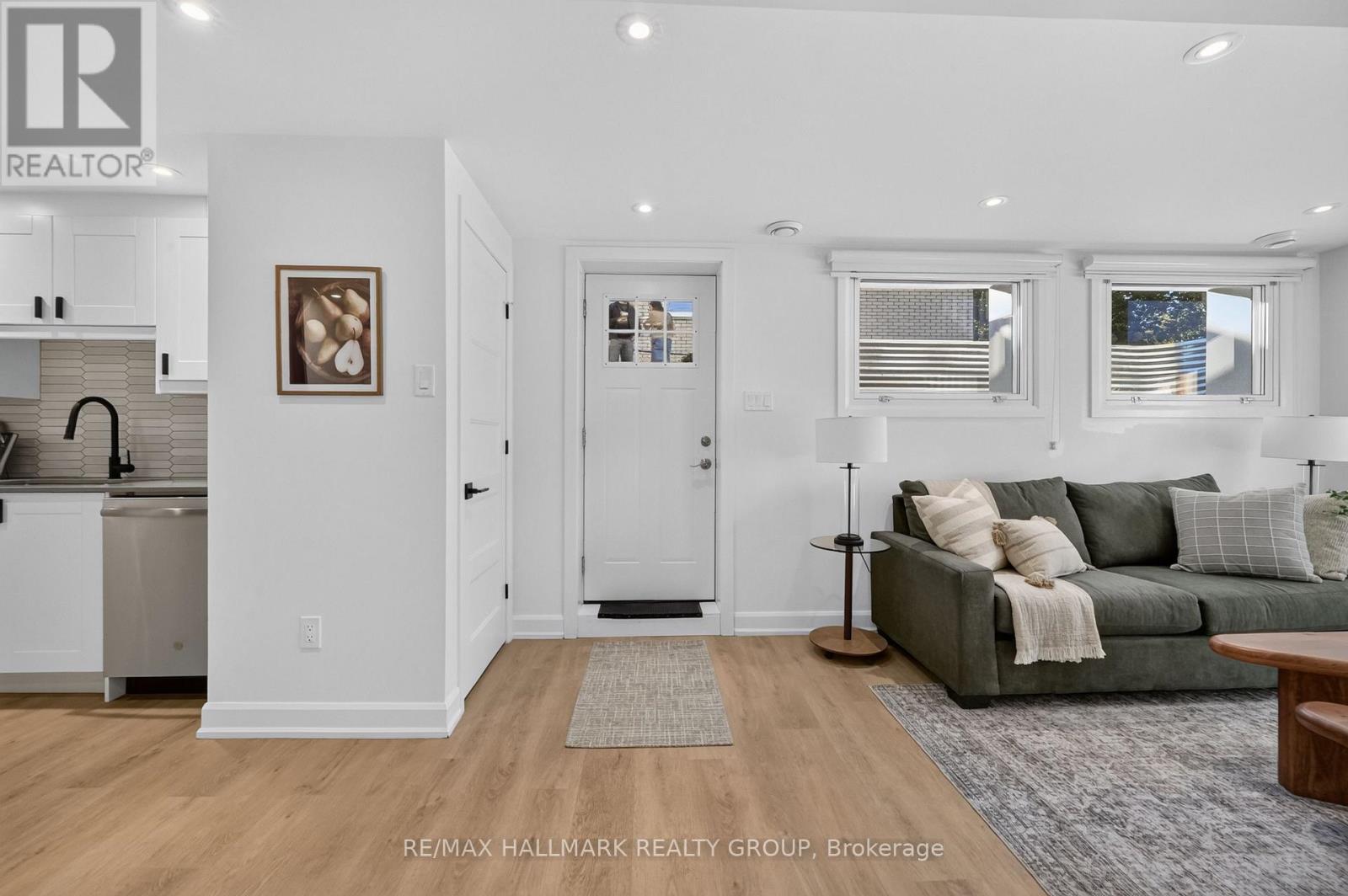 886 Trojan Avenue, Ottawa, Ontario  K1K 2R2 - Photo 14 - X14106152