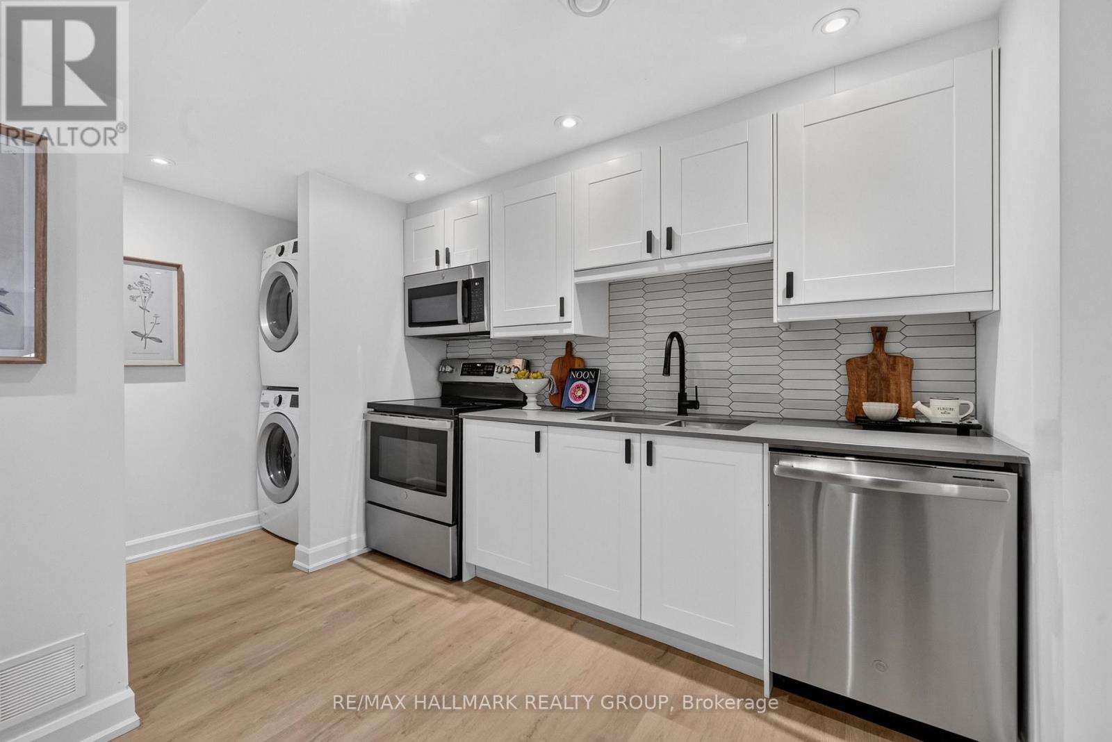 886 Trojan Avenue, Ottawa, Ontario  K1K 2R2 - Photo 17 - X14106152