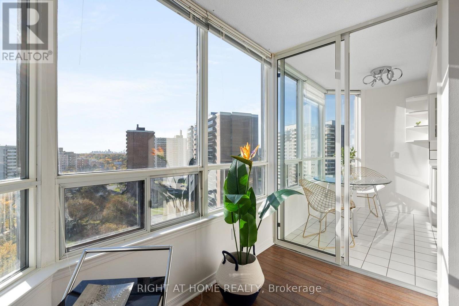 1208 - 1101 Steeles Avenue W, Toronto (Westminster-Branson), Ontario  M2R 3W5 - Photo 14 - C14106086