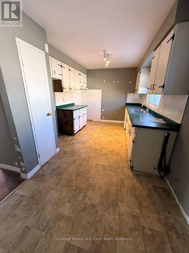 29 - 129 Concession Street E, Tillsonburg, Ontario  N4G 4N4 - Photo 8 - X14106200