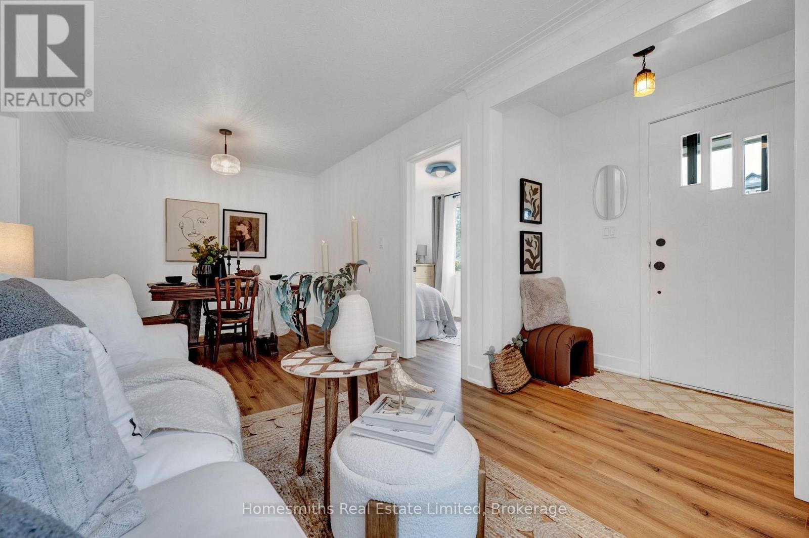 1 Edsall Avenue, Clarington, Ontario  L1C 2A7 - Photo 6 - E13865404